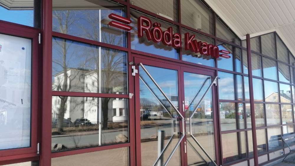 Kulturprofil och ängsskötare får årets kulturpris