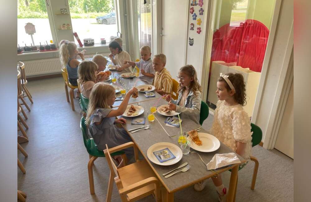 Förskolan Fantasias sista sommarfest blev ett känslosamt farväl - bild 10