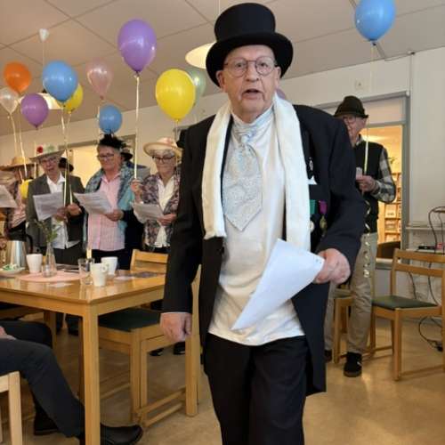 Bejublad show på SPF-Seniorernas månadsträff